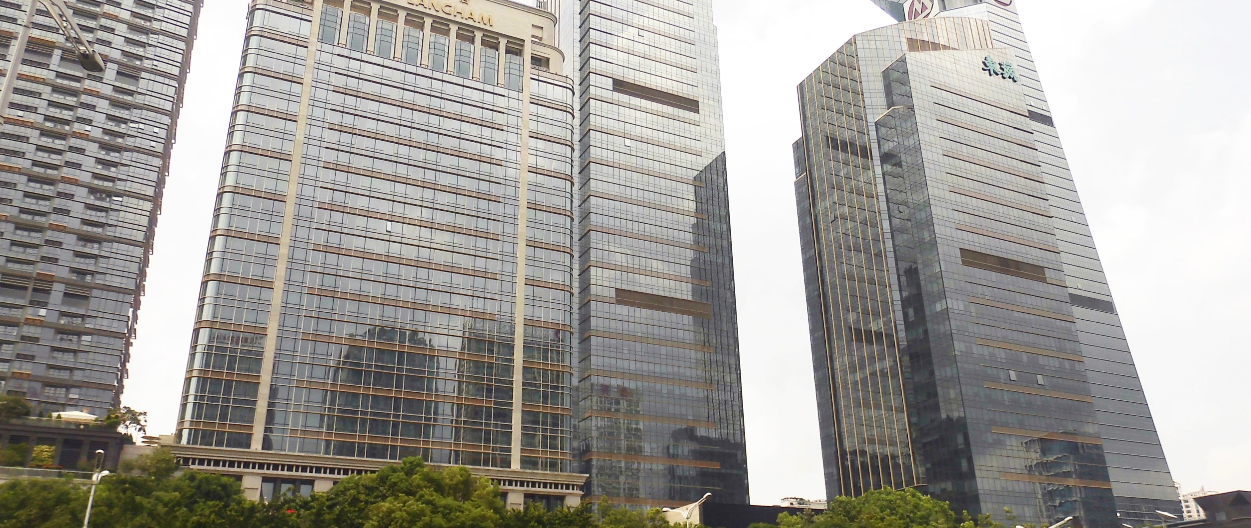 �V�|��Ӆ^(q��)Ԫ���ǅRPark��(chu��ng)��@���wͣ܇(ch��)��(k��)